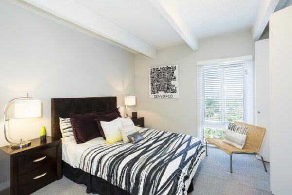 3D tour thumbnail for 1044 Downing unit 1008.