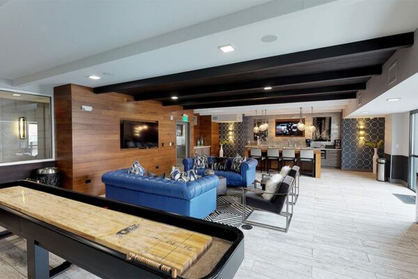 3D tour thumbnail for 1044 Downing community lounge.