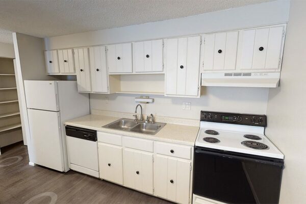 3D tour thumbnail for 1430 Humboldt unit 105.