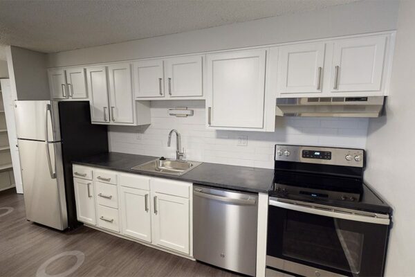 3D tour thumbnail for 1430 Humboldt unit 204.