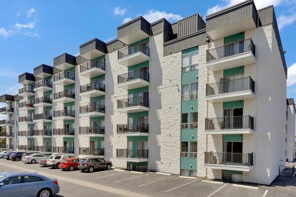 180 Flats exterior building.