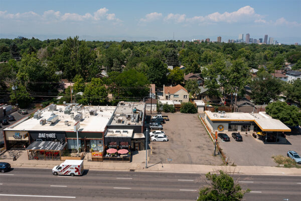 Aerial view of Falafel, Dae Gee, Einstein Brothers, and Swing Thai restaurants nearby.