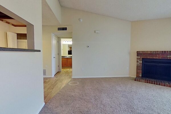 Virtual tour thumbnail for Cottonwood Creek unit C304.