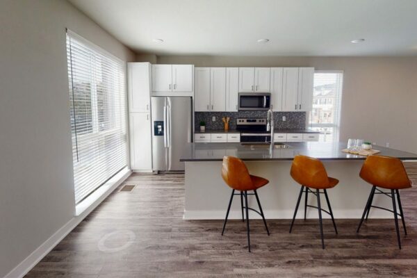 3D tour thumbnail for Dayton Station unit 3841.