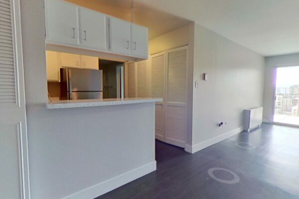 Virtual tour thumbnail for Story unit 905.