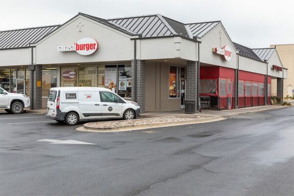 Smashburger restaurant with ample parking.