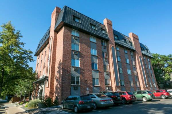 1430 Humboldt apartment building