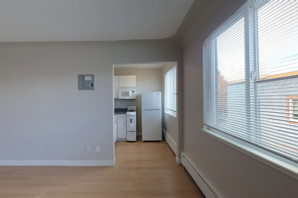 880 Dexter Studio floor plan