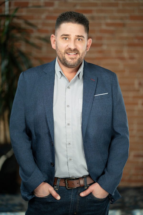 headshot of Shaun Stansall