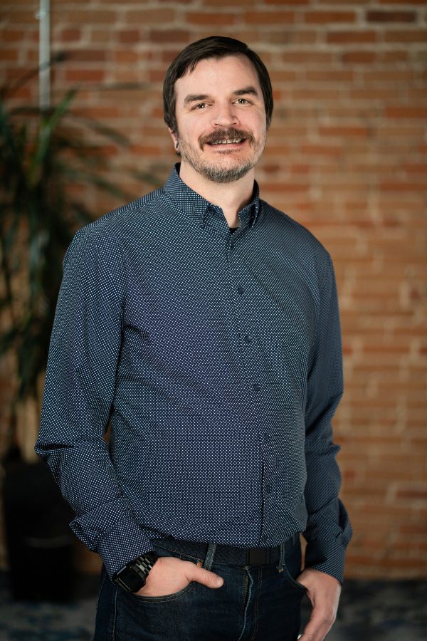 headshot of Daniel Peterson