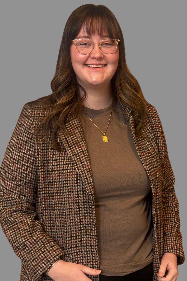 Molly Collier headshot