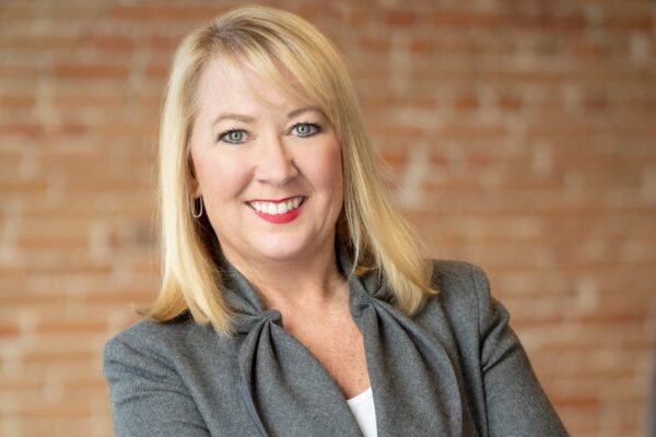 Leslie testimony headshot