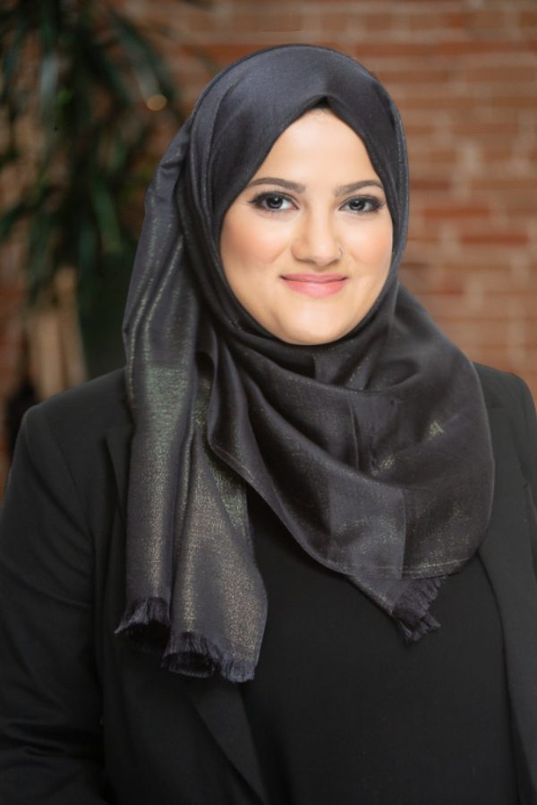 headshot of Asra Naseer