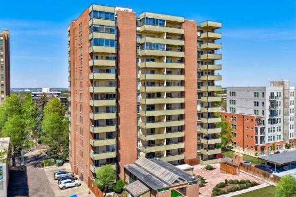 ariel shot of the manchester apartments